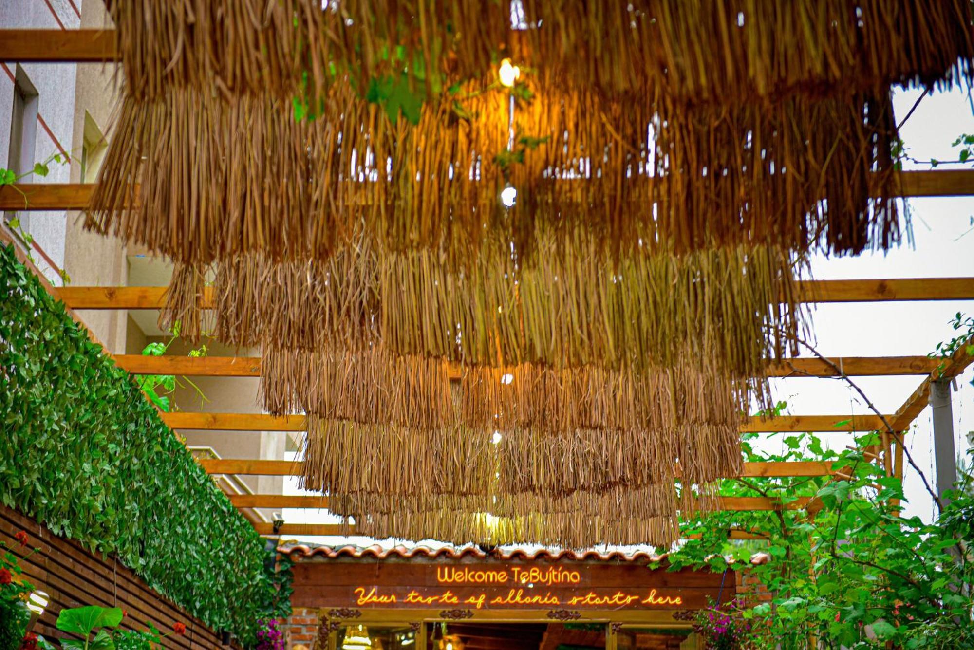 גולם Te Bujtina Hotel- Cozy Stay With Traditional Breakfast Near Beach מראה חיצוני תמונה